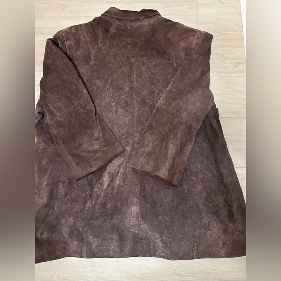 Avenue Genuine Suede Women’s Coat - Picture 4 of 6